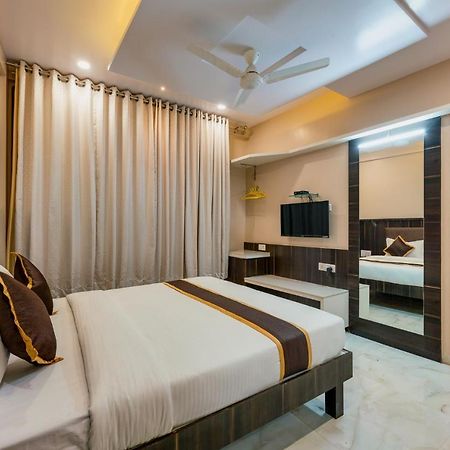 Hotel Aatithya Satkar Near Mahalaxmi Temple Kolhapur Esterno foto
