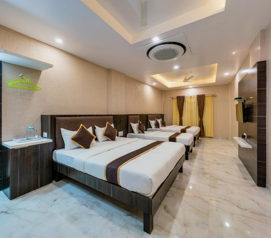 Hotel Aatithya Satkar Near Mahalaxmi Temple Kolhapur Esterno foto