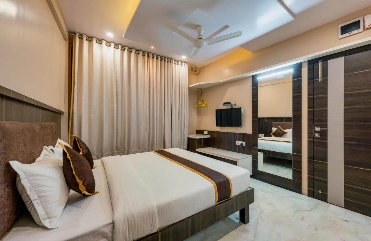 Hotel Aatithya Satkar Near Mahalaxmi Temple Kolhapur Esterno foto