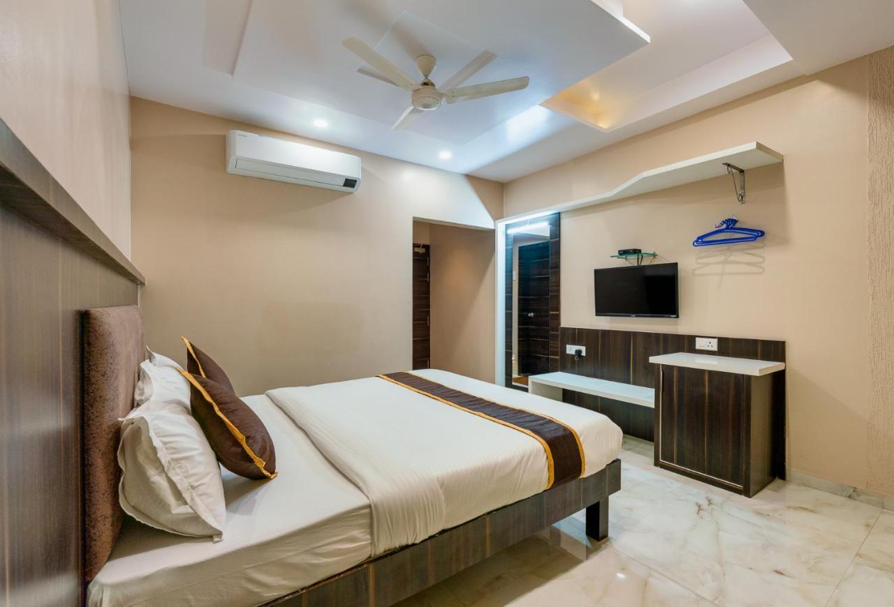 Hotel Aatithya Satkar Near Mahalaxmi Temple Kolhapur Esterno foto